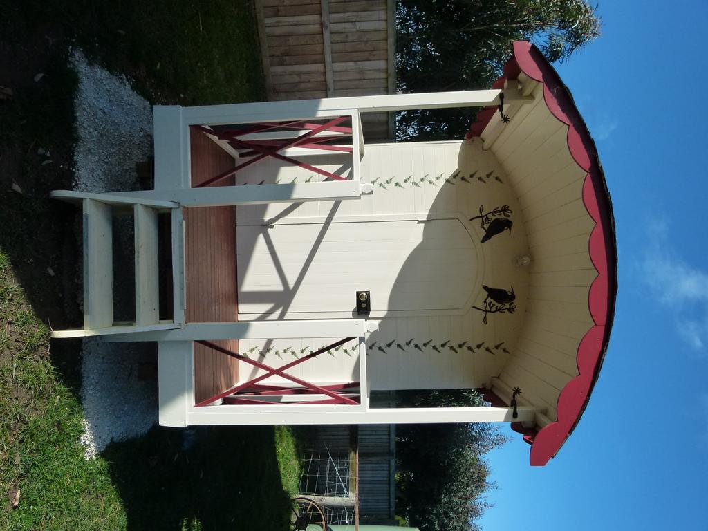 Wacky Stays - Unique Farm-Stay Glamping Rentals, Free Animal Feeding Tours Καϊκούρα Εξωτερικό φωτογραφία